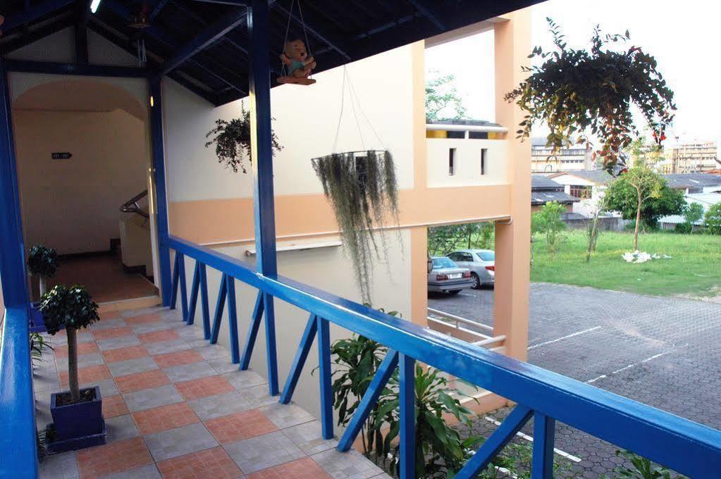 A Mansion Hotel Krabi town Buitenkant foto