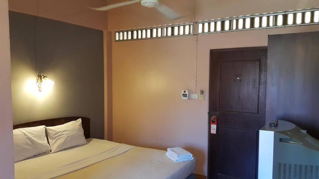 A Mansion Hotel Krabi town Buitenkant foto